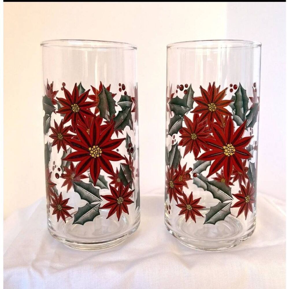 Poinsettia Red Green Christmas Holly Glasses 5.75" Tall 14 oz Set Of 2 Vintage